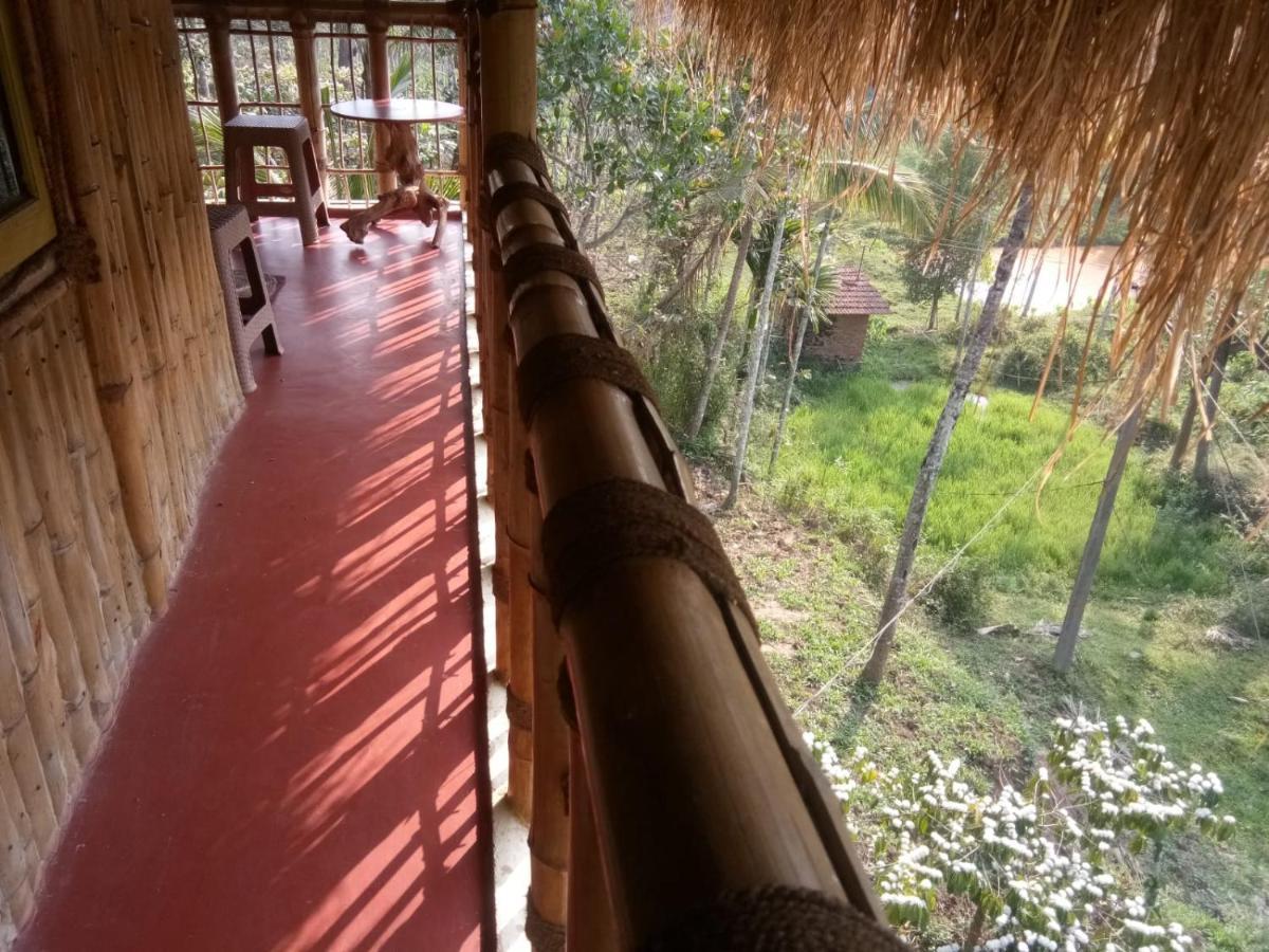 Kalidasa Tree House And Villa, Wayanad Chegāt Екстериор снимка