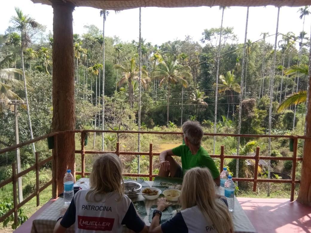 Kalidasa Tree House And Villa, Wayanad Chegāt Екстериор снимка